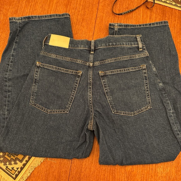 SOLD Everlane Way High Curve Jean- 28 - Picture 3 of 4